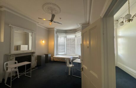 Budget Share Room